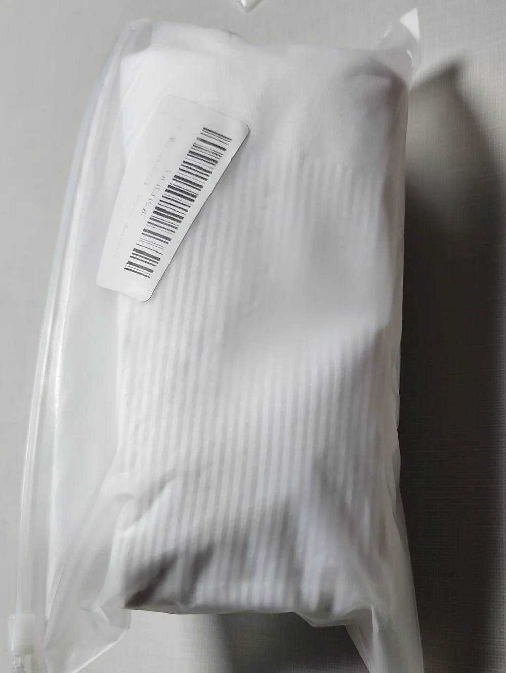 6 pack women's white crew socks.